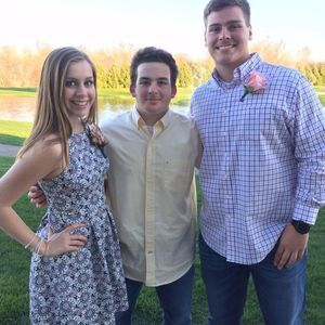 Meet your Posher, Adam